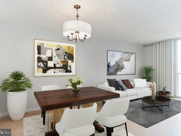 4600 S Four Mile Run Dr APT 935, Arlington, VA 22204