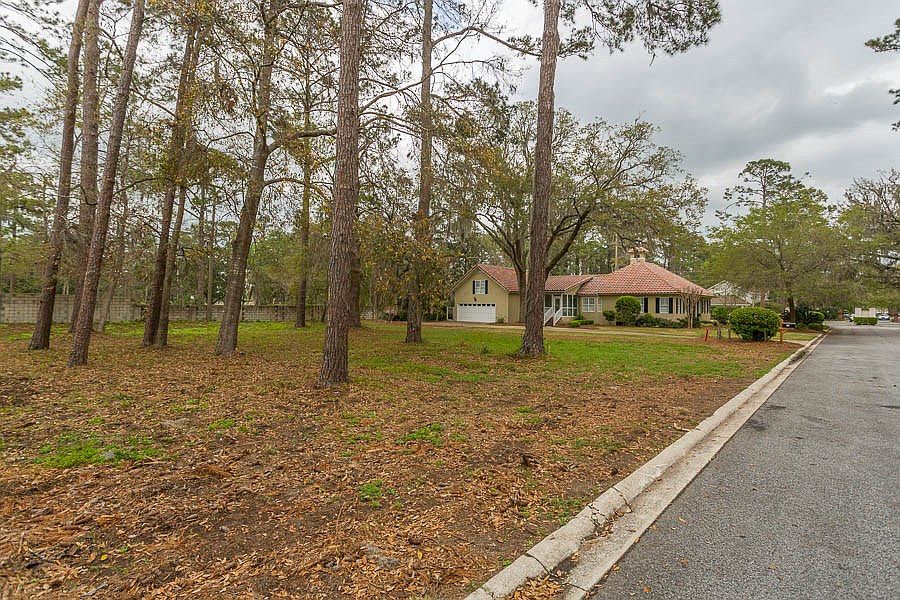 2nd image of 119 Governors Cir