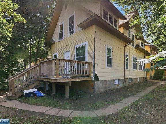 2nd image of 1208 S 2nd Ave W