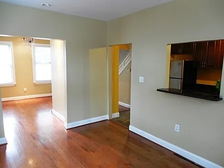 141 Uhland Ter NE — Photo 11