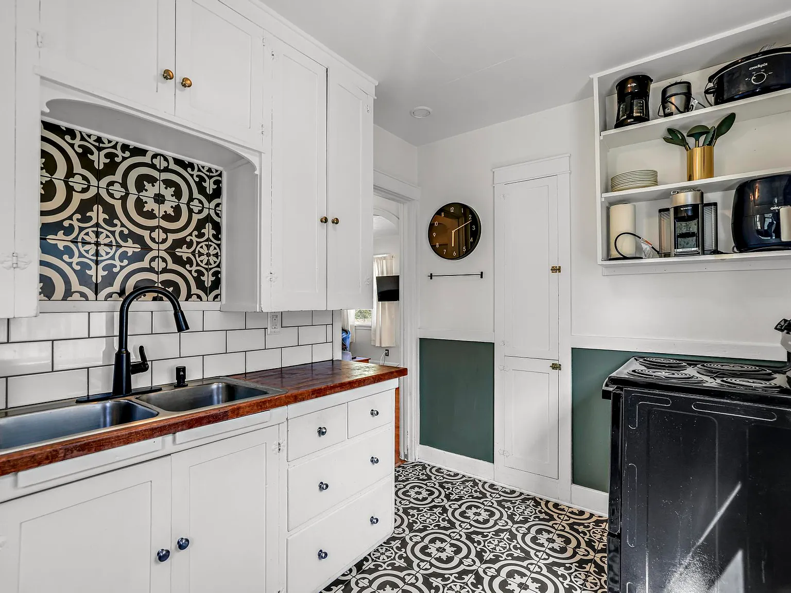 1 bed, 600 sqft, $2,200 — Photo 3