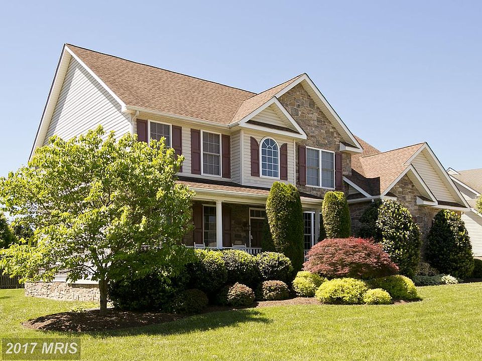 1st image of 105 Fishers Hill Ct