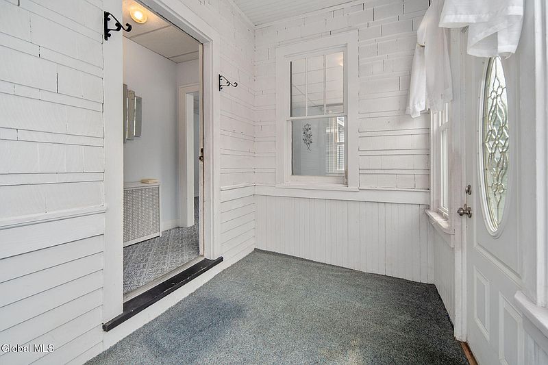 5th image of 4 Pierce Street