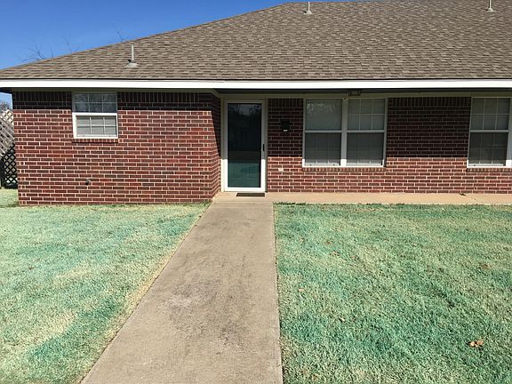 front entry 728 Dakota