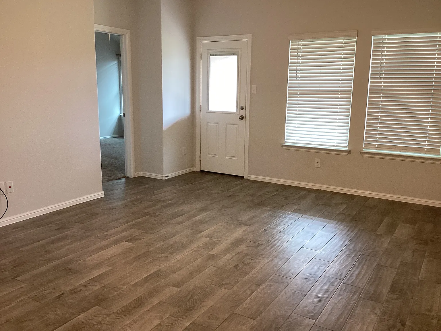 3 bed, 1794 sqft, $2,295 — Photo 4