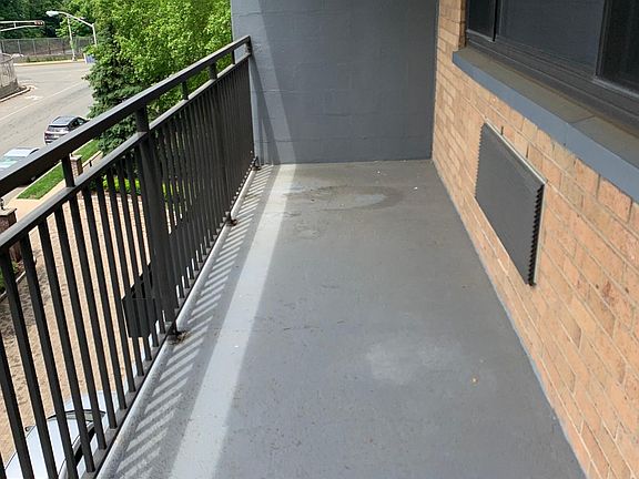 3rd image of 60 Parkway Dr E #4E1