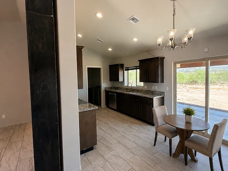 1731 Avenida Pastor — Photo 2