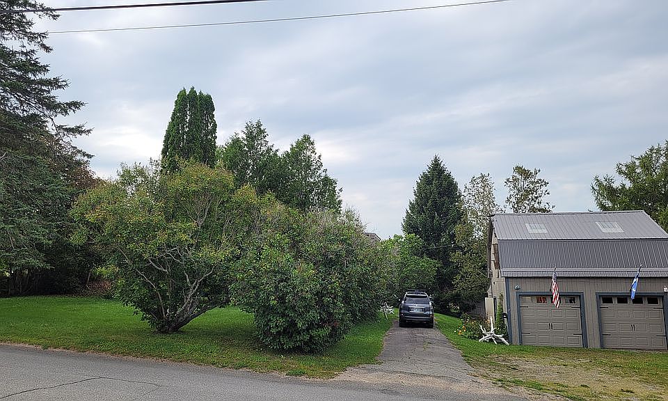 17 Clark St, Eastport, ME 04631 Zillow