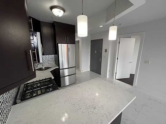 5th image of 22-07 Astoria Blvd S #1R
