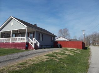 231 Eagles Ln, New Albany, IN 47150