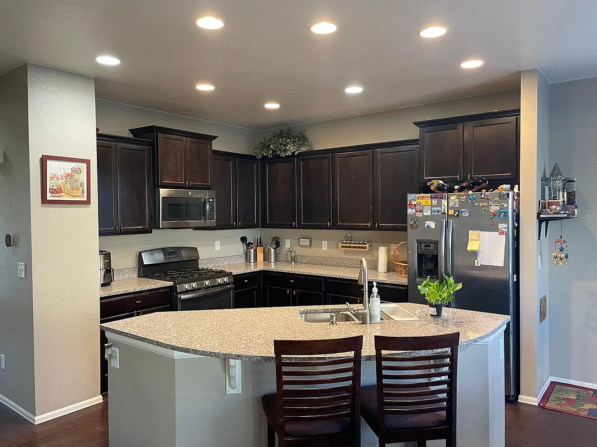 Kitchen - 961 Sumner Way