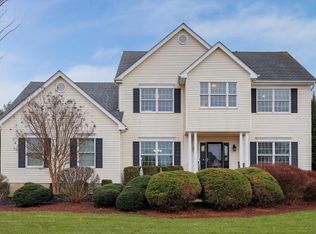 5 Smith Ct, Hillsborough, NJ 08844