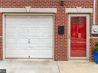 1013 S 19th St, Philadelphia, PA 19146