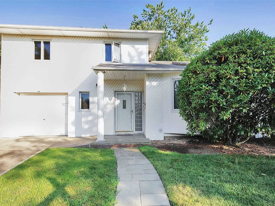 1st image of 9 Fresno Dr
