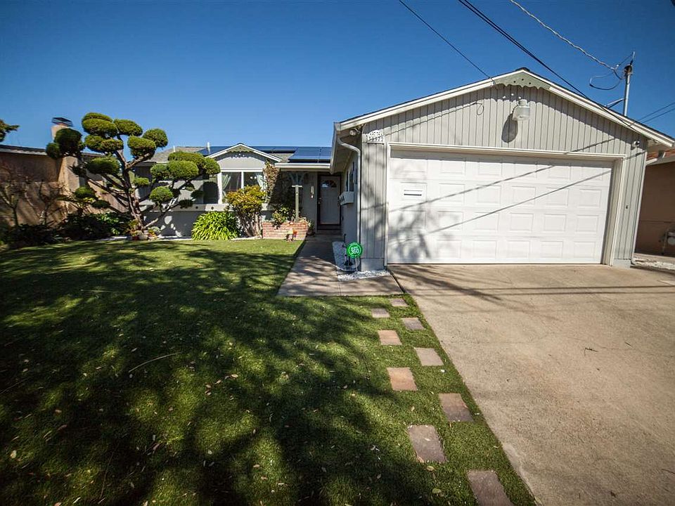 2nd image of 30972 Meadowbrook Ave