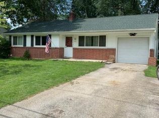 1515 Eden Rd, Lancaster, PA 17601