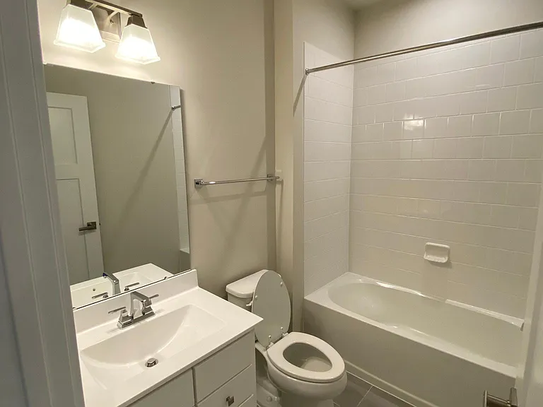 316 Crofton Village Ter — Photo 33
