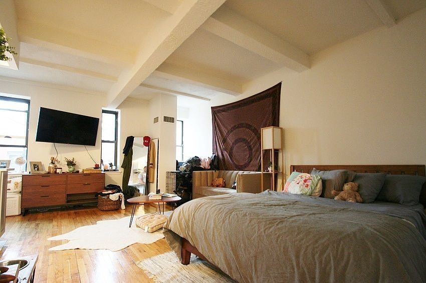 1st image of 156 Bleecker St #7FE
