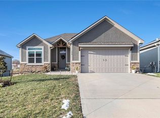 199 Tanner Dr, Belton, MO 64012