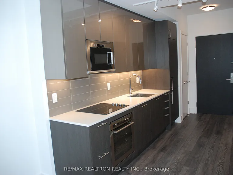 403 Church St #2903 — Photo 5