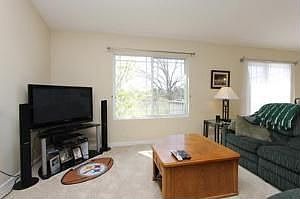 4th image of 2940 Stoney Creek Ct