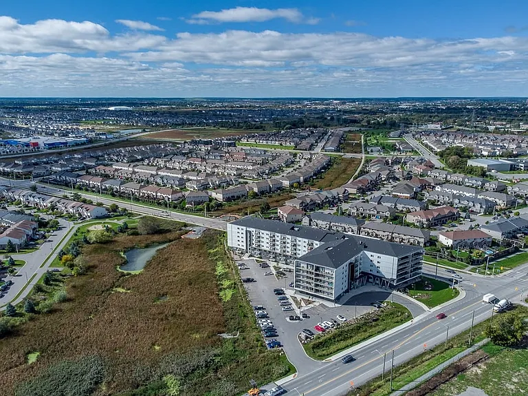800 Eagleson Rd — Photo 6