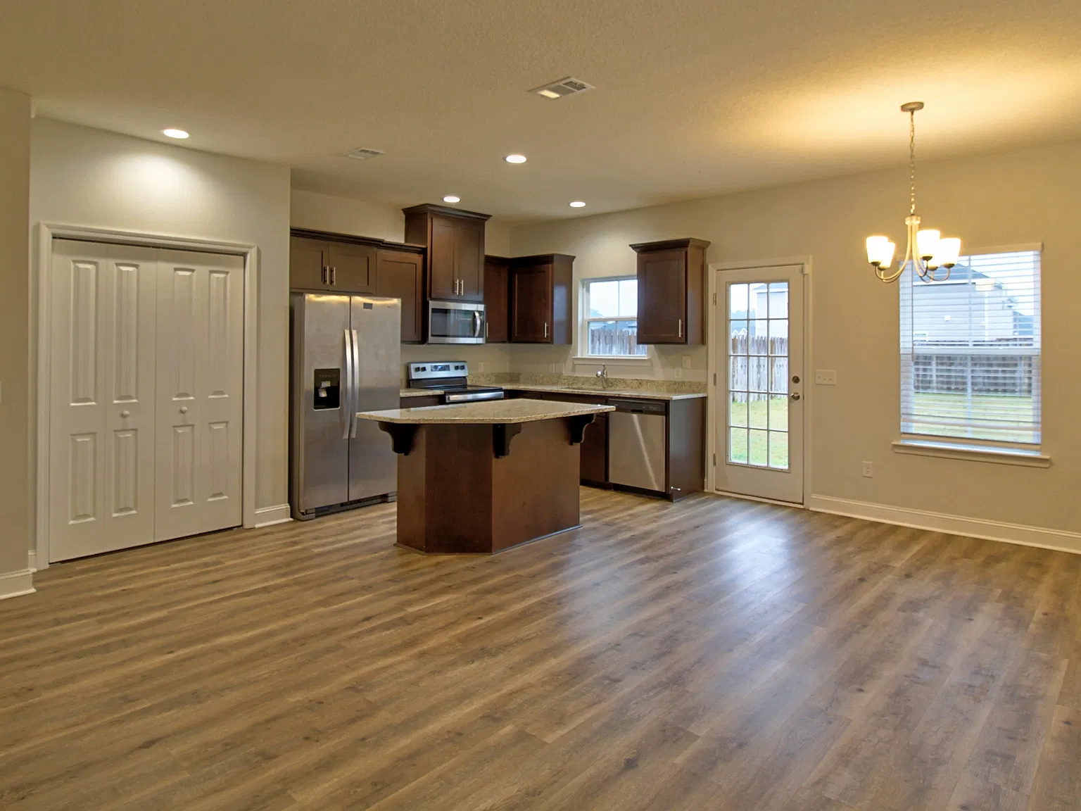 114 Centennial Court - 1 — Photo 3