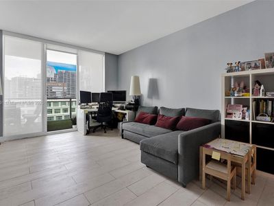 951 Brickell Ave APT 3801, Miami, FL, 33131
