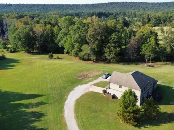 198 Orchard Rd, Pine Mountain Valley, GA 31823