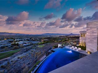 621 Majestic Rim Dr, Henderson, NV 89012
