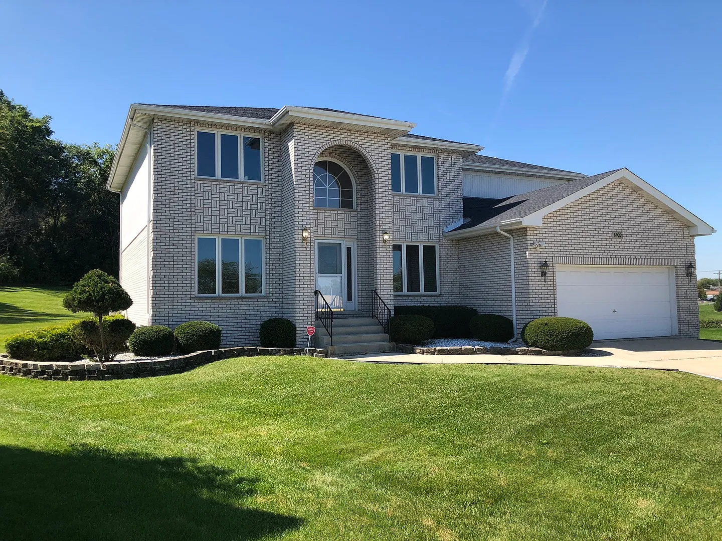 8922 Emerald Ct photo 1