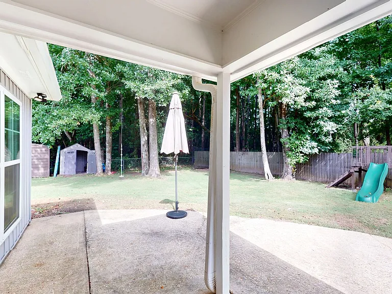 226 Meadow Oaks Ct — Photo 21
