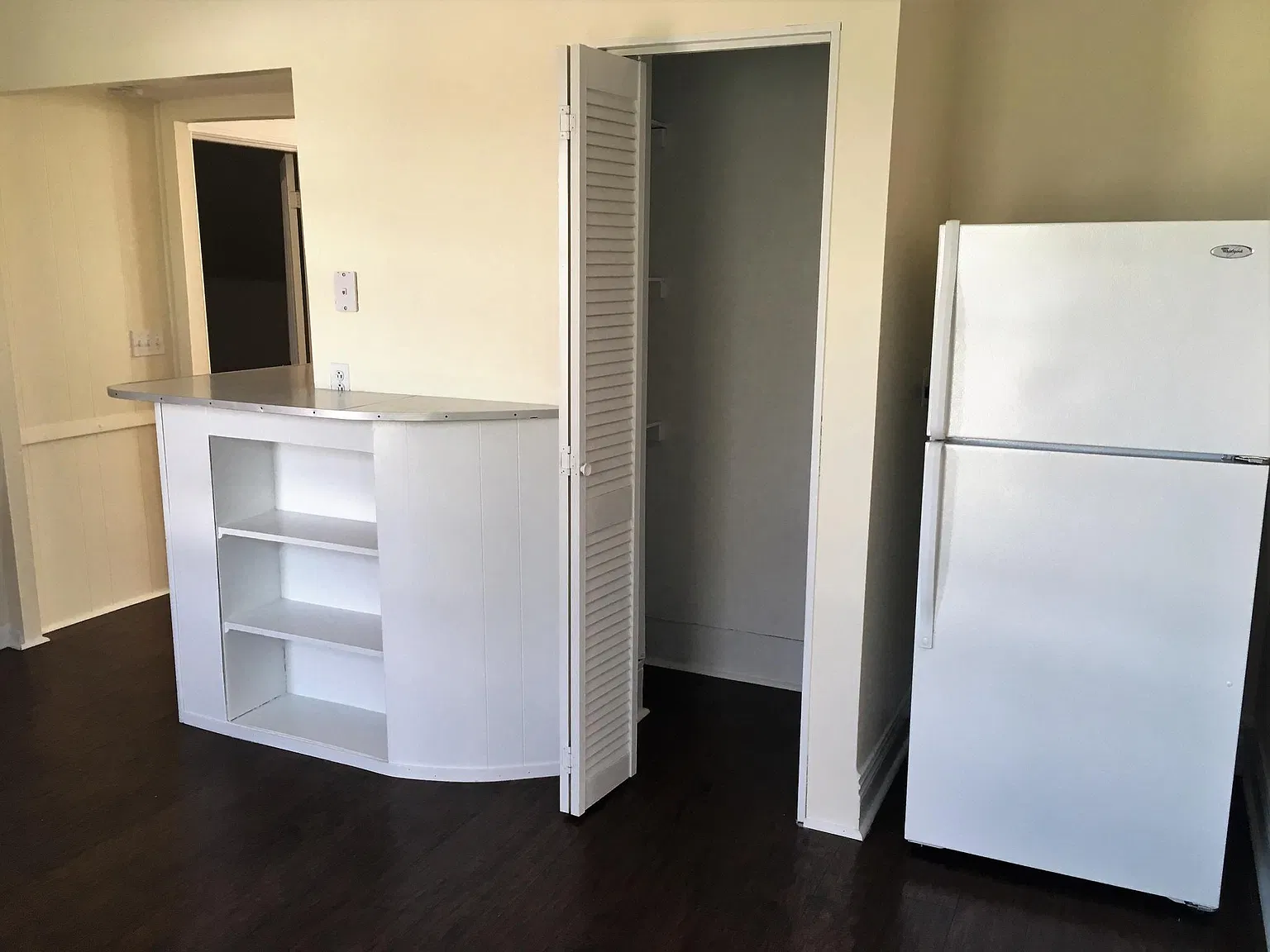 216 W. Center St - 2 — Photo 3