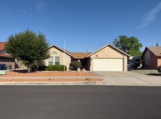 6205 Bridle St NW, Albuquerque, NM 87120