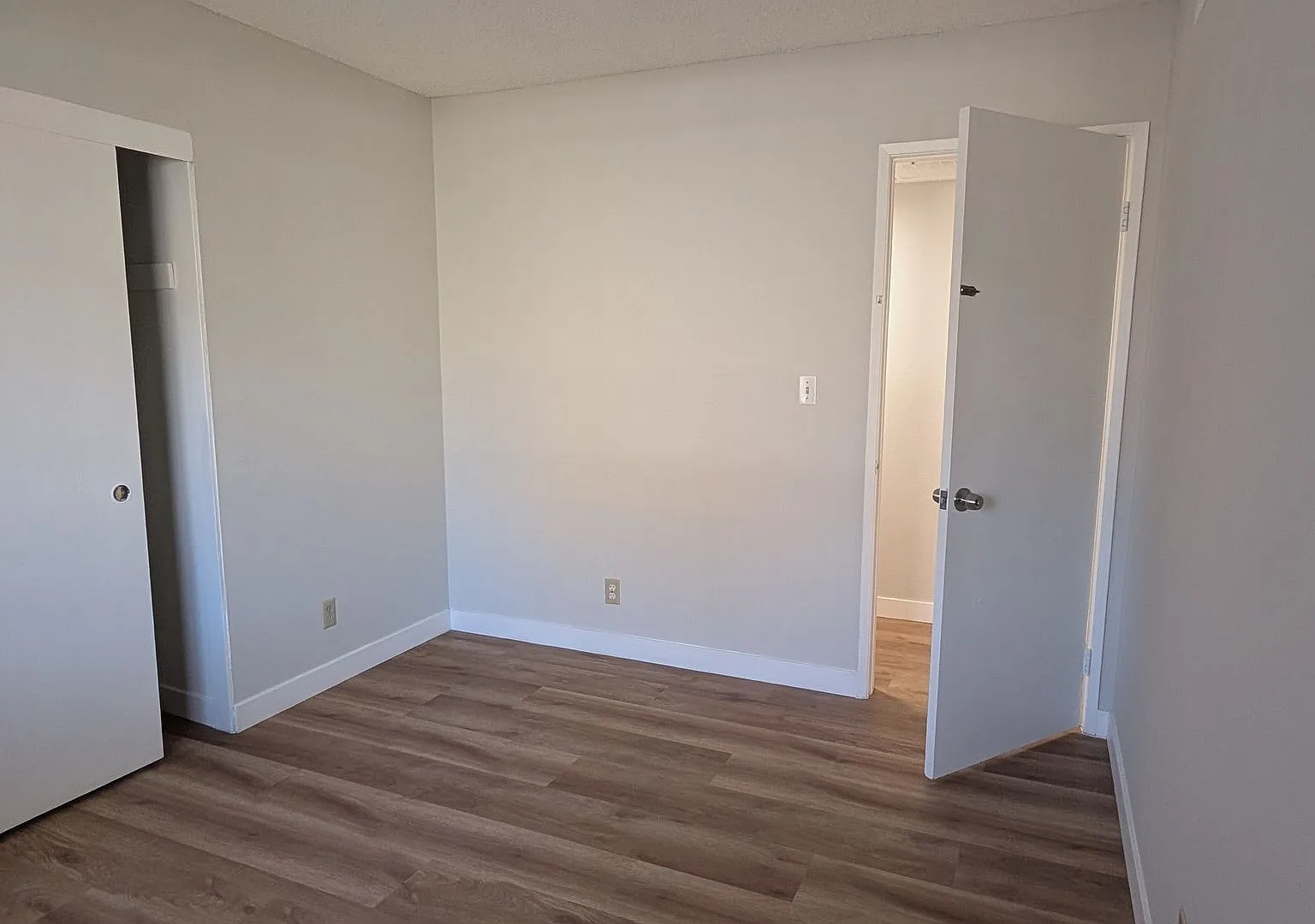 504-512 W. Berkeley Ct. — Photo 3