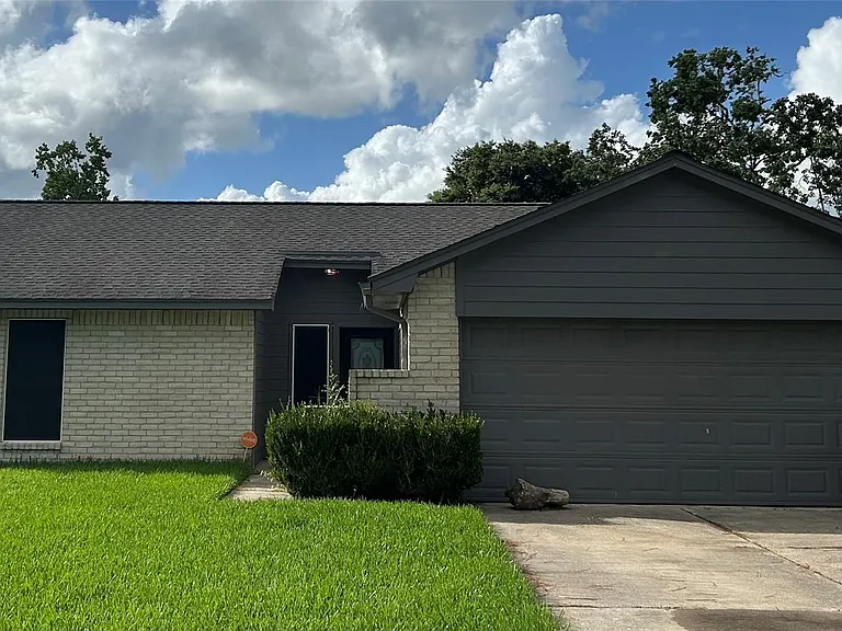 5810 Wildfire St — Photo 1