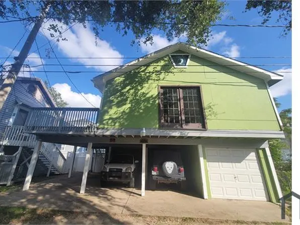 3213 Avenue O, Galveston, TX 77550