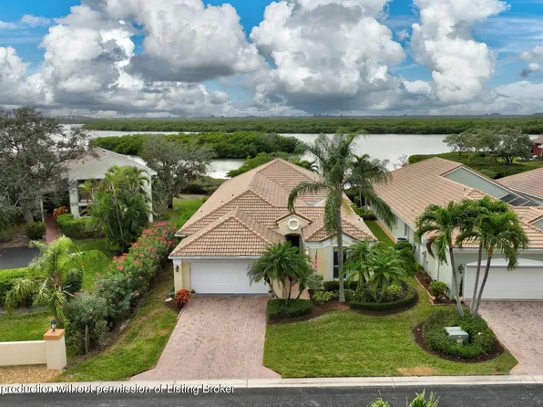3305 Caracal Dr, Fort Pierce, FL 34949