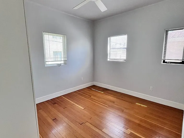 2050 Dracena Dr. — Photo 15