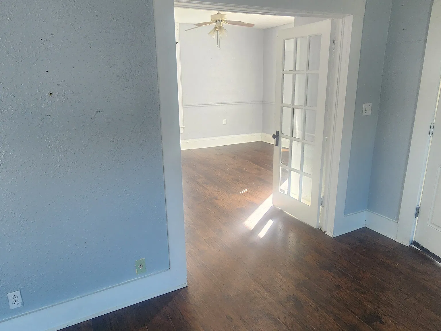 2 bed, 1015 sqft, $875 — Photo 2