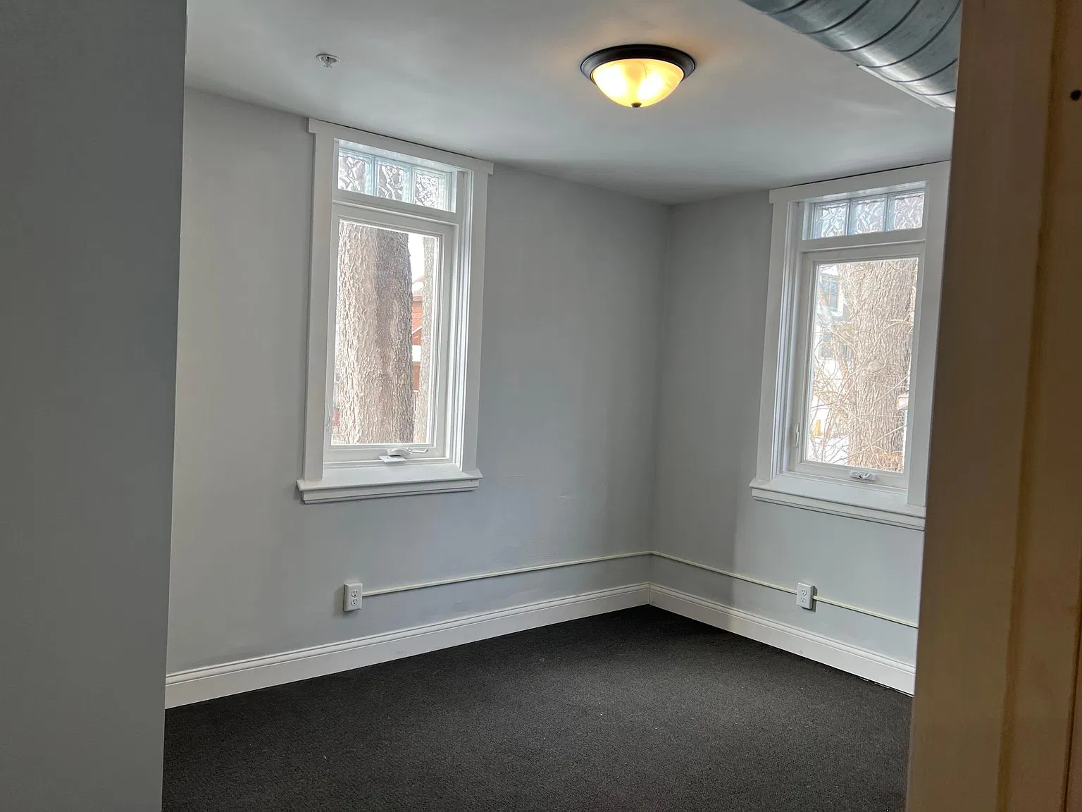 3 bed, 2200 sqft, $1,800 — Photo 3