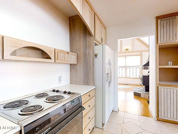 11th image of this home