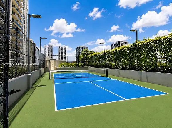 1400 Biscayne Blvd #3401 — Photo 32