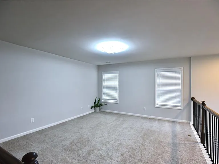 4358 Mantova Dr — Photo 16