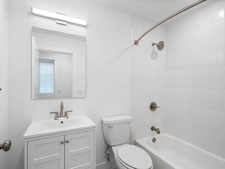 4324 Lancaster Ave — Photo 40