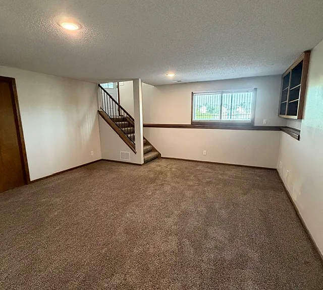 1007 N Lakewind St — Photo 24