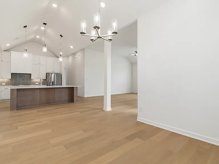 5901 Maddie Ann Dr — Photo 14