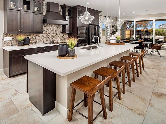 Striking kitchen