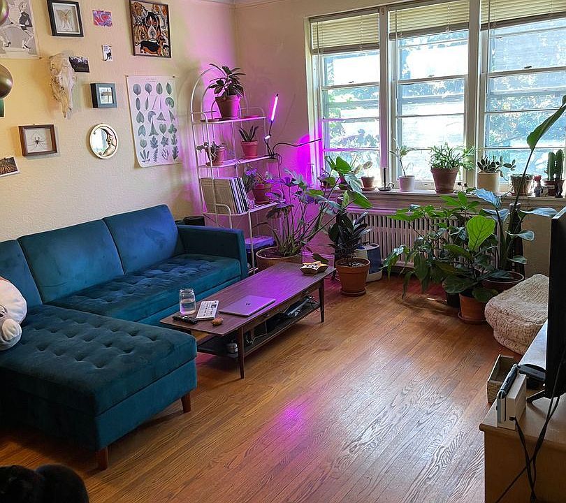 1st image of 2116 Pleasant Ave APT 209