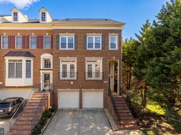 5420 Edsall Ridge Pl, Alexandria, VA 22312